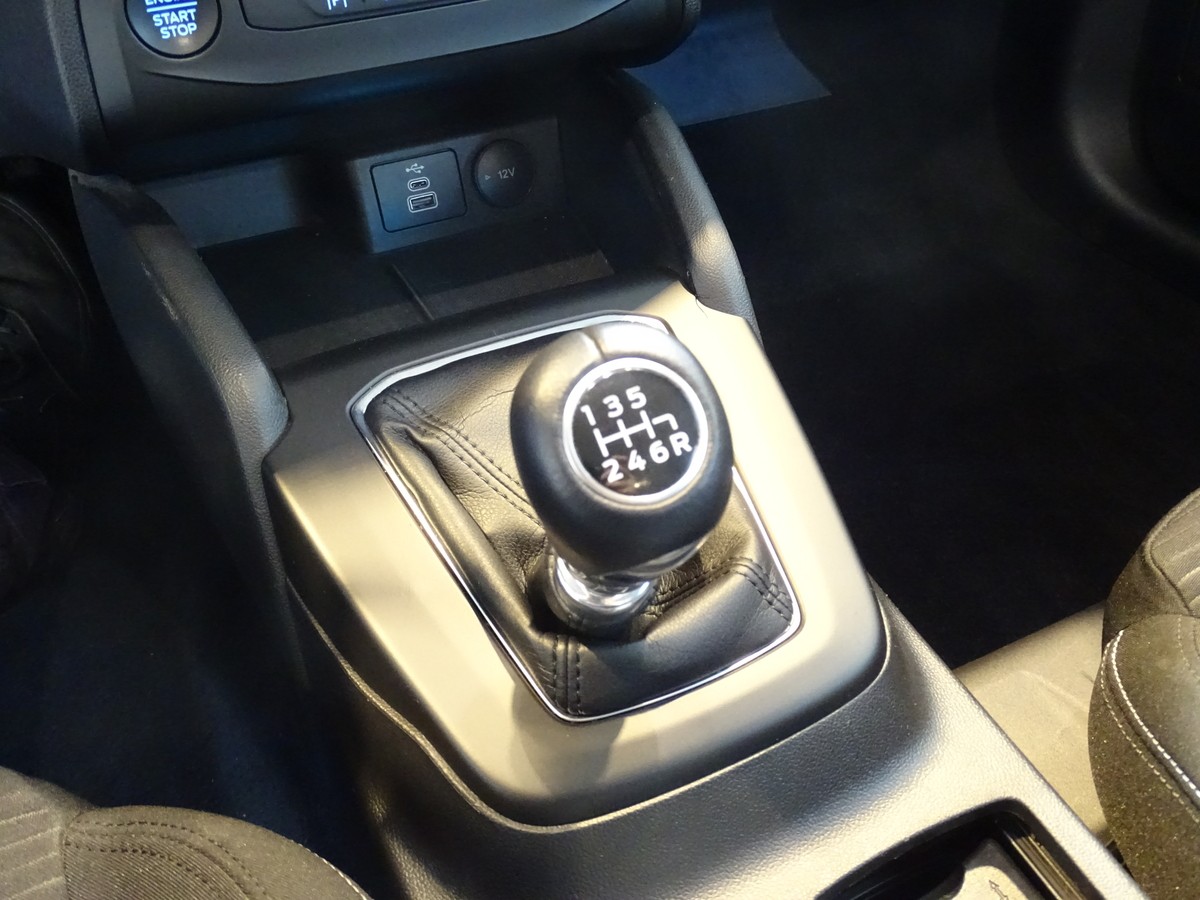 Ford Focus 1.0 EcoBoost Turnier Mild-Hybrid Titanium 