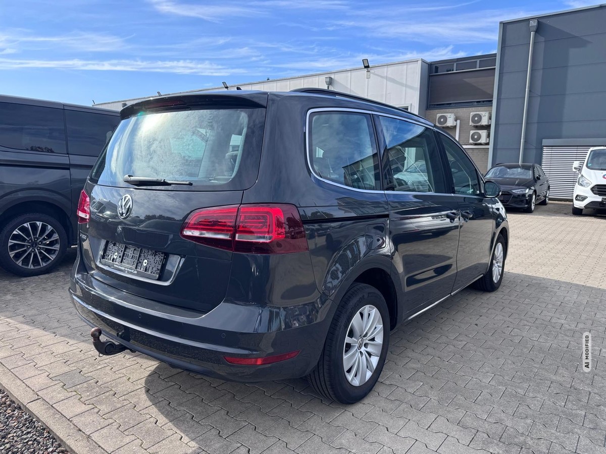 Volkswagen Sharan 2.0 TDI Comfortline*7-Sitze*AHK*
