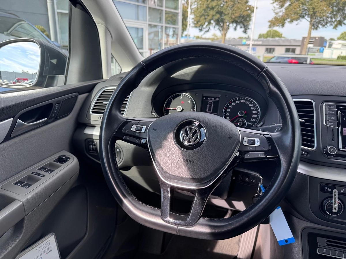 Volkswagen Sharan 2.0 TDI Comfortline*7-Sitze*AHK*