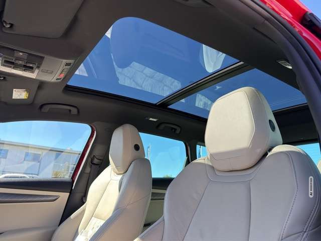 Skoda Karoq 2.0 TDI Style KLIMA / AHK / LEDER / PANORAMA / NAV