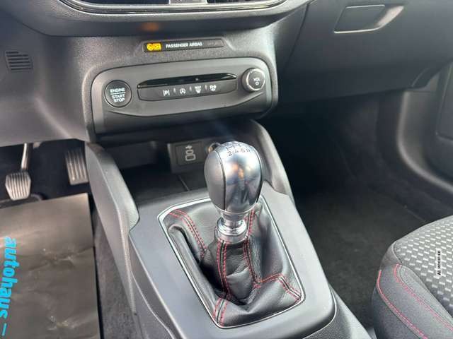 Ford Focus ST-Line*Limo.*NAVI*CARPLAY*LED*ACC*KAMERA*SYNC4...