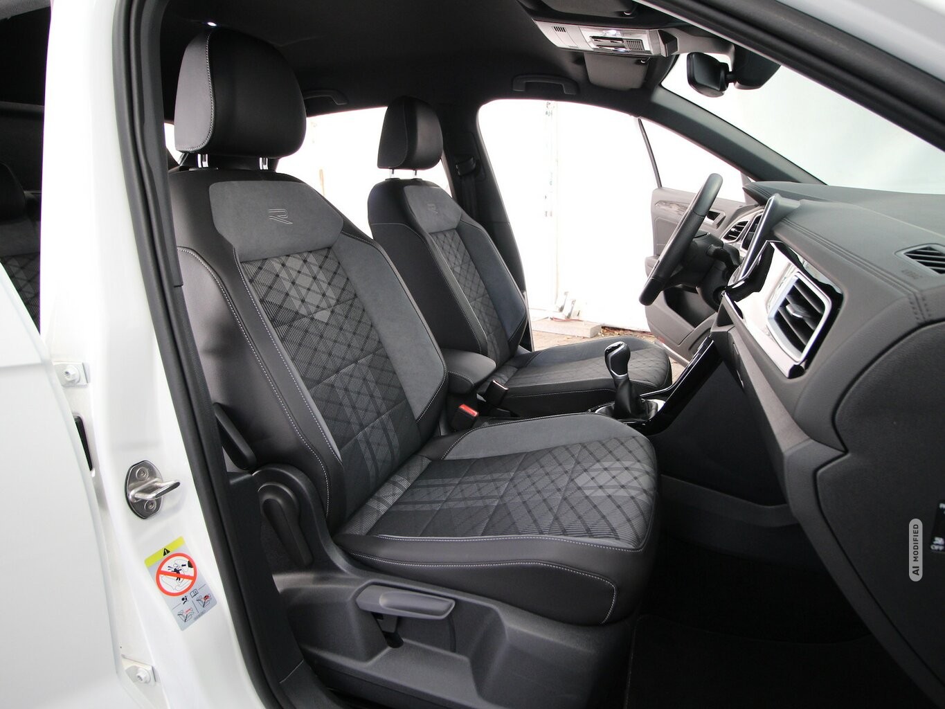 Volkswagen T-Roc TSI R-Line LED+ACC+SITZHEIZUNG...