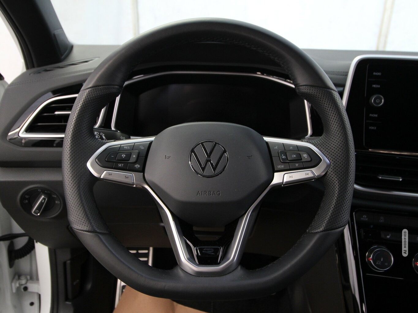 Volkswagen T-Roc TSI R-Line LED+ACC+SITZHEIZUNG...
