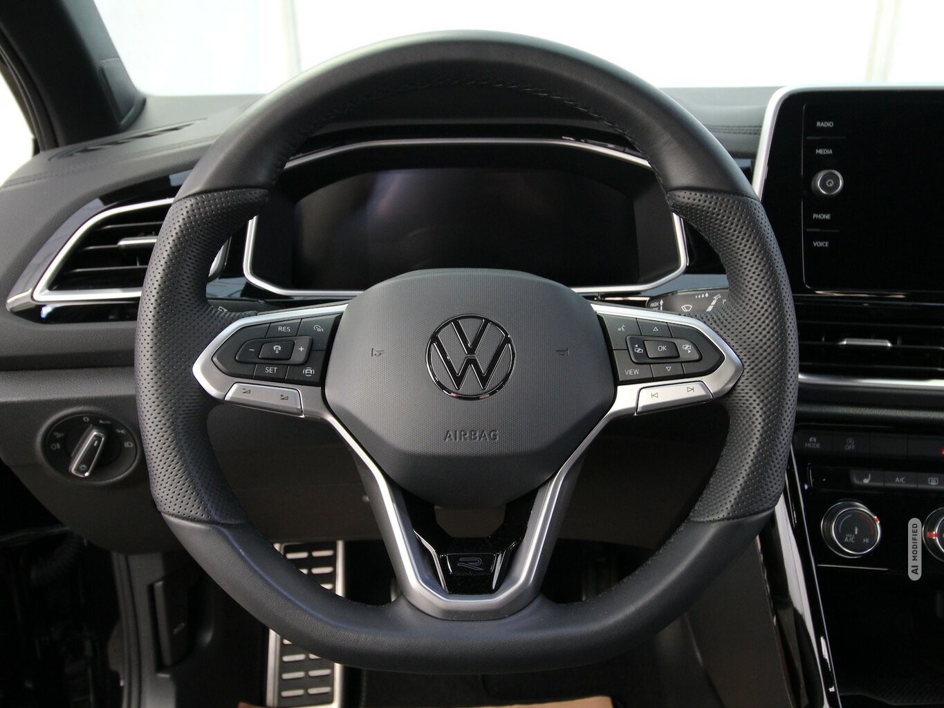 Volkswagen T-Roc TSI R-Line LED+ACC+SITZHEIZUNG...