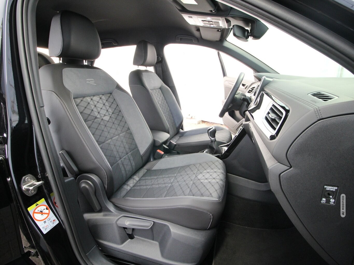 Volkswagen T-Roc TSI R-Line LED+ACC+SITZHEIZUNG...