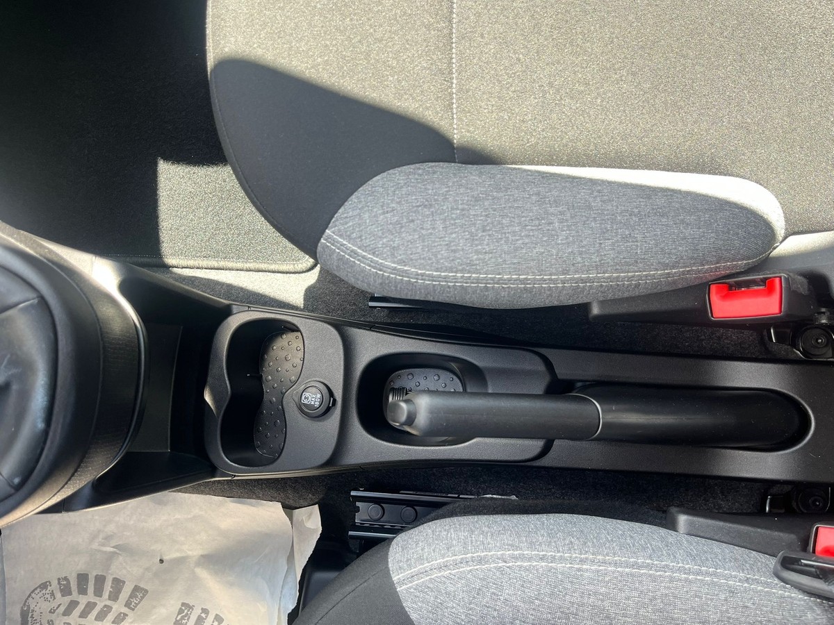 Fiat Panda 1.0 Mild Hybrid Base *Klima*wenig KM*
