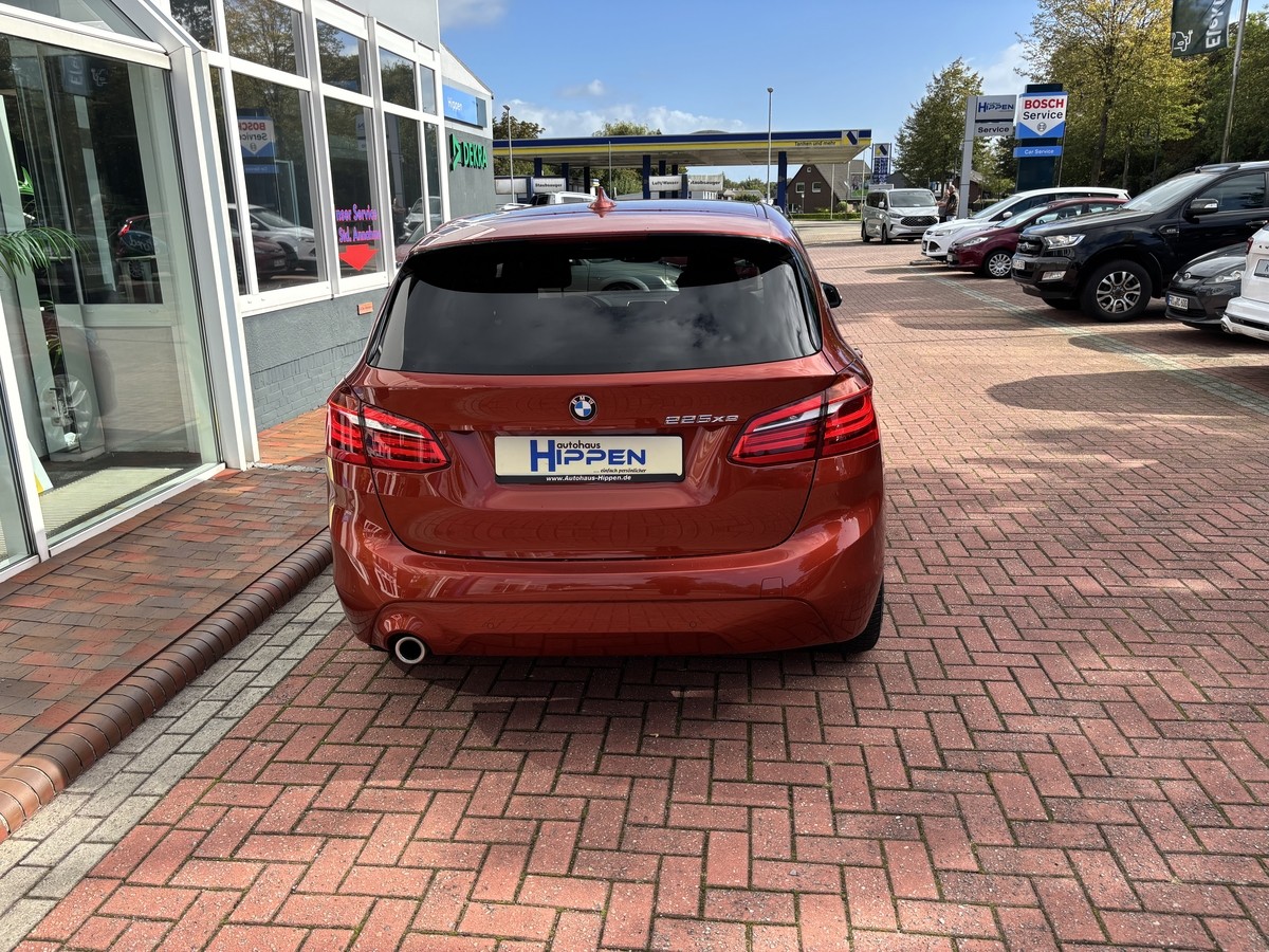 BMW 225 Active TourerTempomat,El.Heckklappe,Navi,GJR