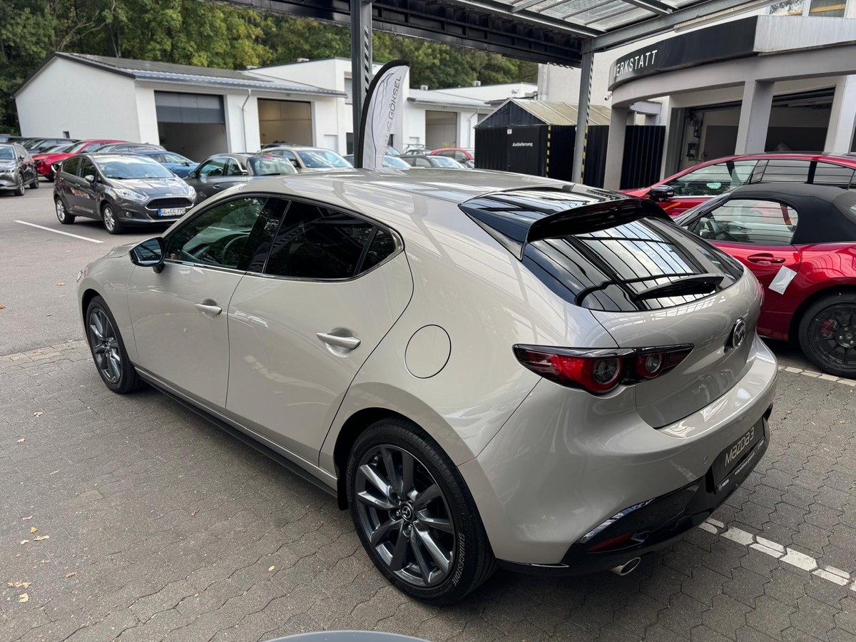 Mazda 3 2,5L 140PS - Bose, Matrix LED, Head Up, Carplay, 360* PDC 