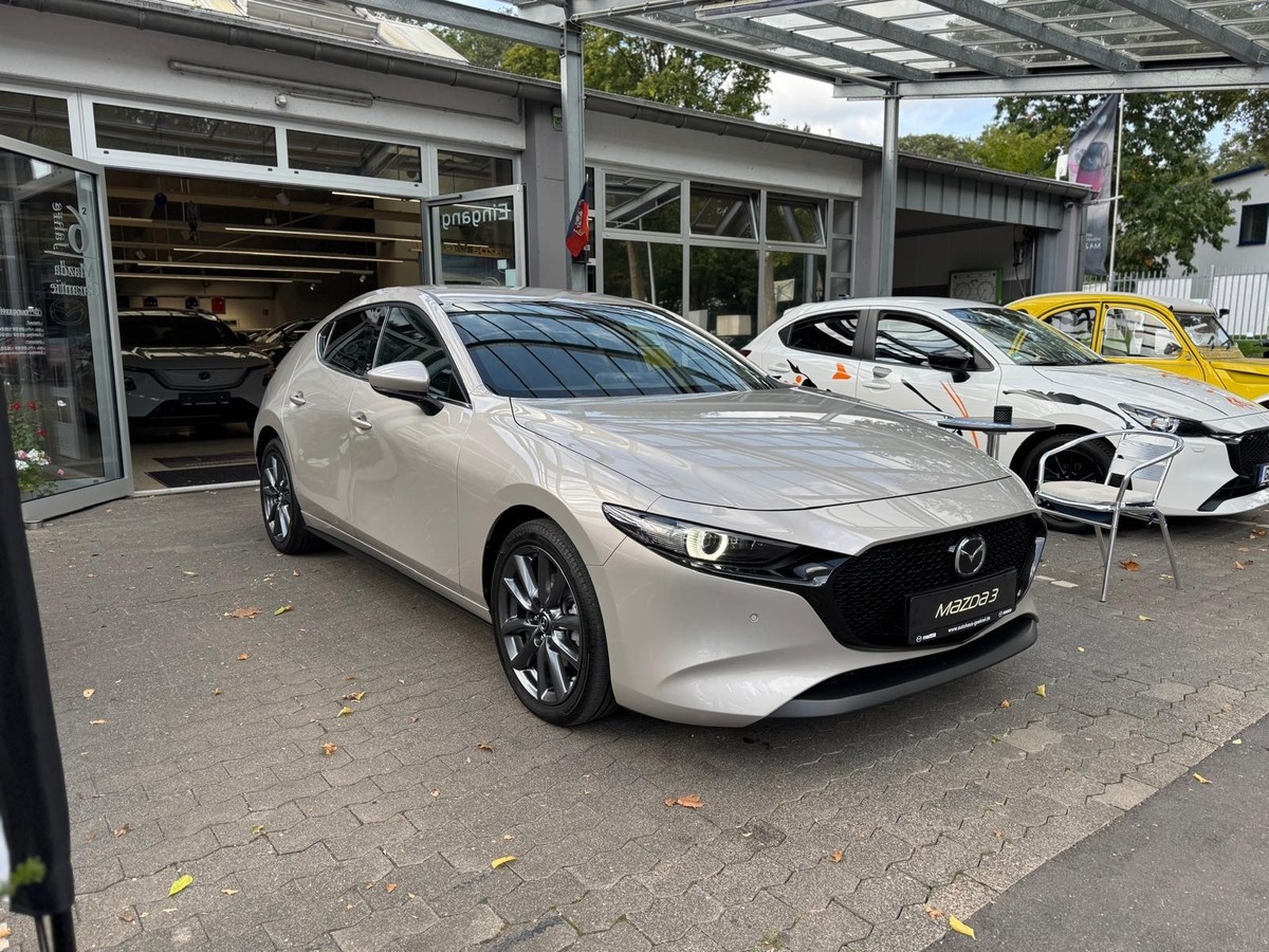 Mazda 3 2,5L 140PS - Bose, Matrix LED, Head Up, Carplay, 360* PDC 