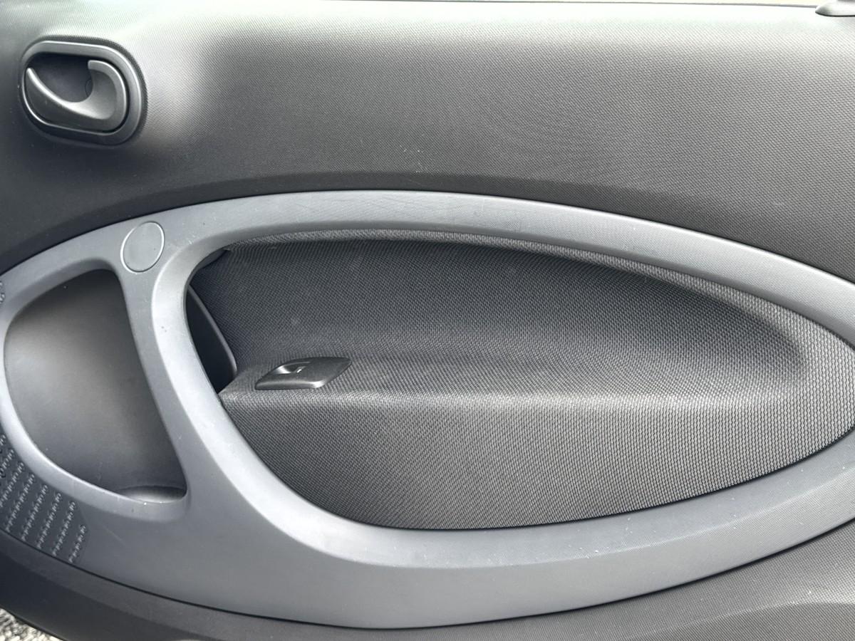 Smart ForTwo Automatik*Wenig Kilometer*Bluetooth*Tempomat