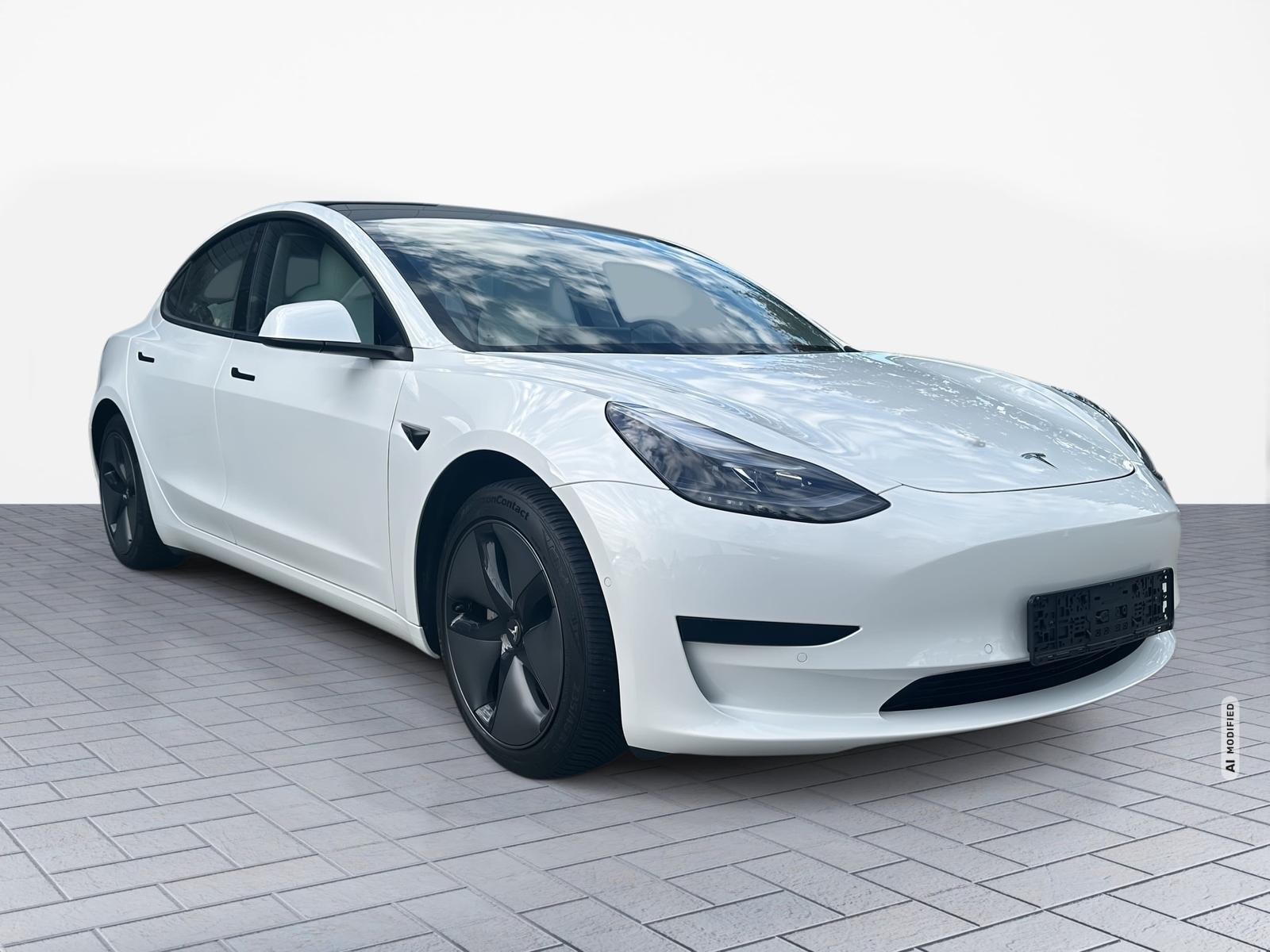 Tesla Model 3 SR AHK/LED/360°Kam/Leder/Pano/5xSHZ