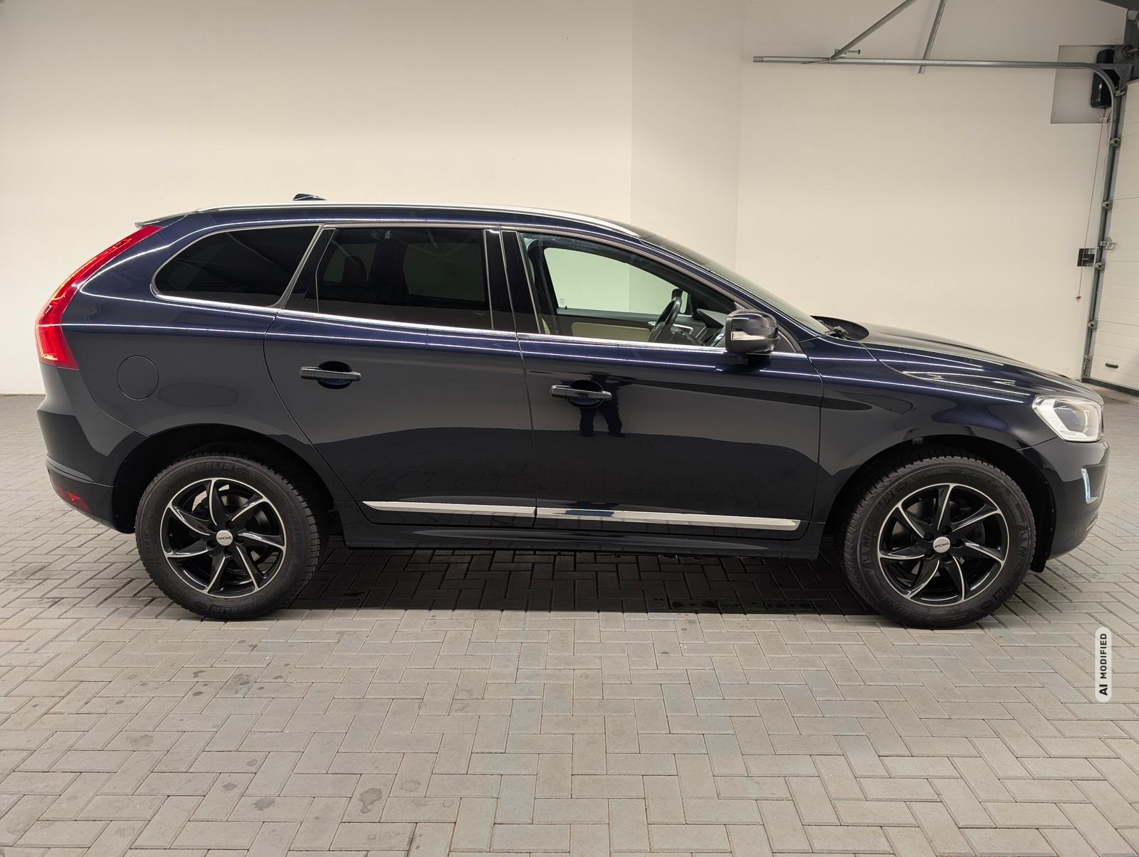 Volvo XC60 Summum AWD Bi-Xenon/Pano/STHZ/Navi/Kam/AHK