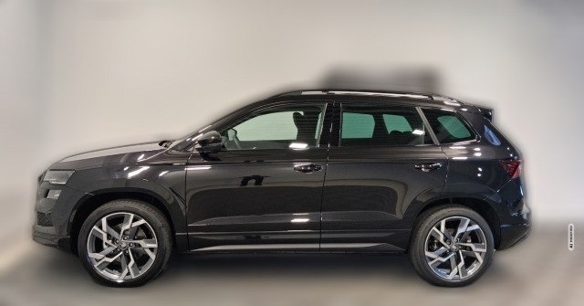 Skoda Karoq Sportline 2.0TSI 4x4 DCC AHK Pano FahrAss+ Infotain+