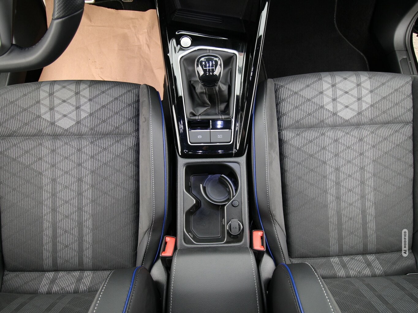 Volkswagen Golf VIII Variant 1.5 TSI R-Line LED+KAMERA+ACC...