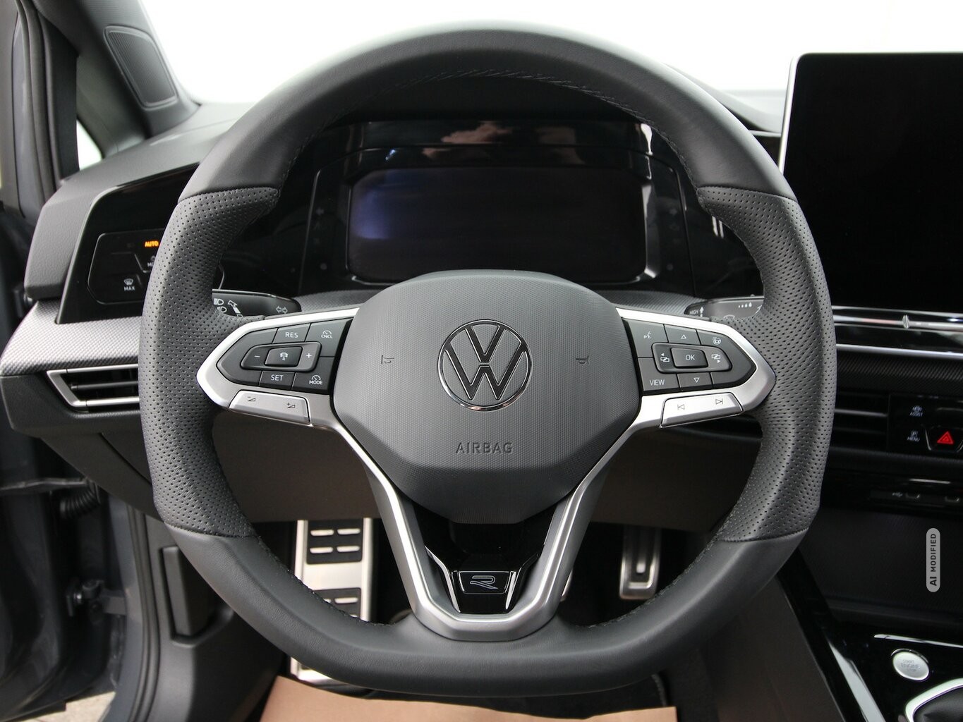 Volkswagen Golf VIII Variant 1.5 TSI R-Line LED+KAMERA+ACC...