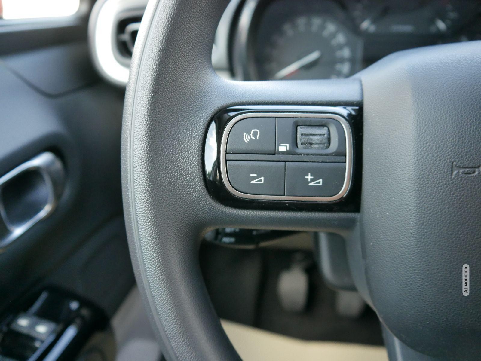 Citroën C3 PureTech Shine - S&S*NAVI-ÜBER-SMARTLINK*PDC-HI*LED*KLIMA*DAB*BLUETOOTH