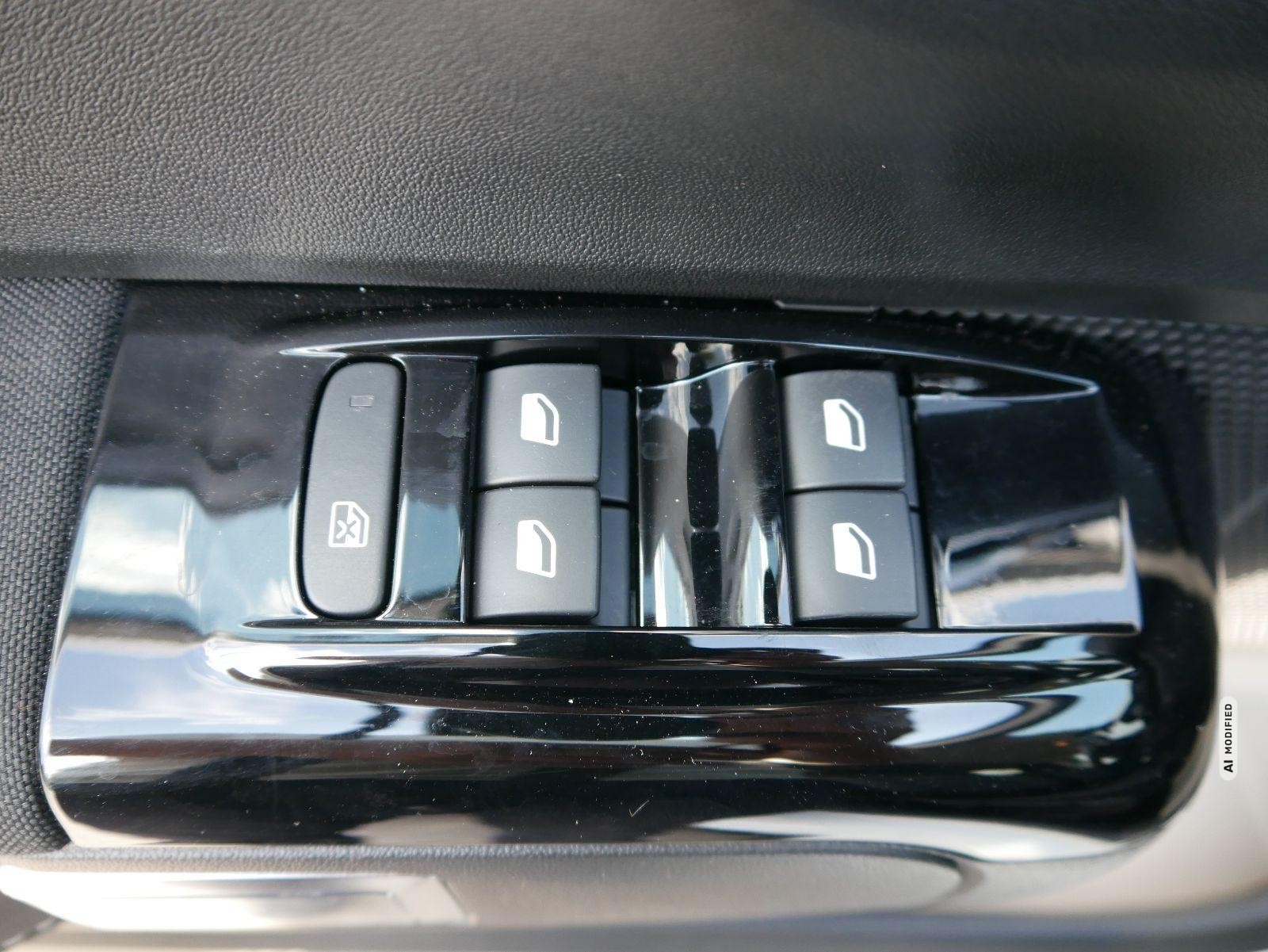Citroën C3 PureTech Shine - S&S*NAVI-ÜBER-SMARTLINK*PDC-HI*LED*KLIMA*DAB*BLUETOOTH
