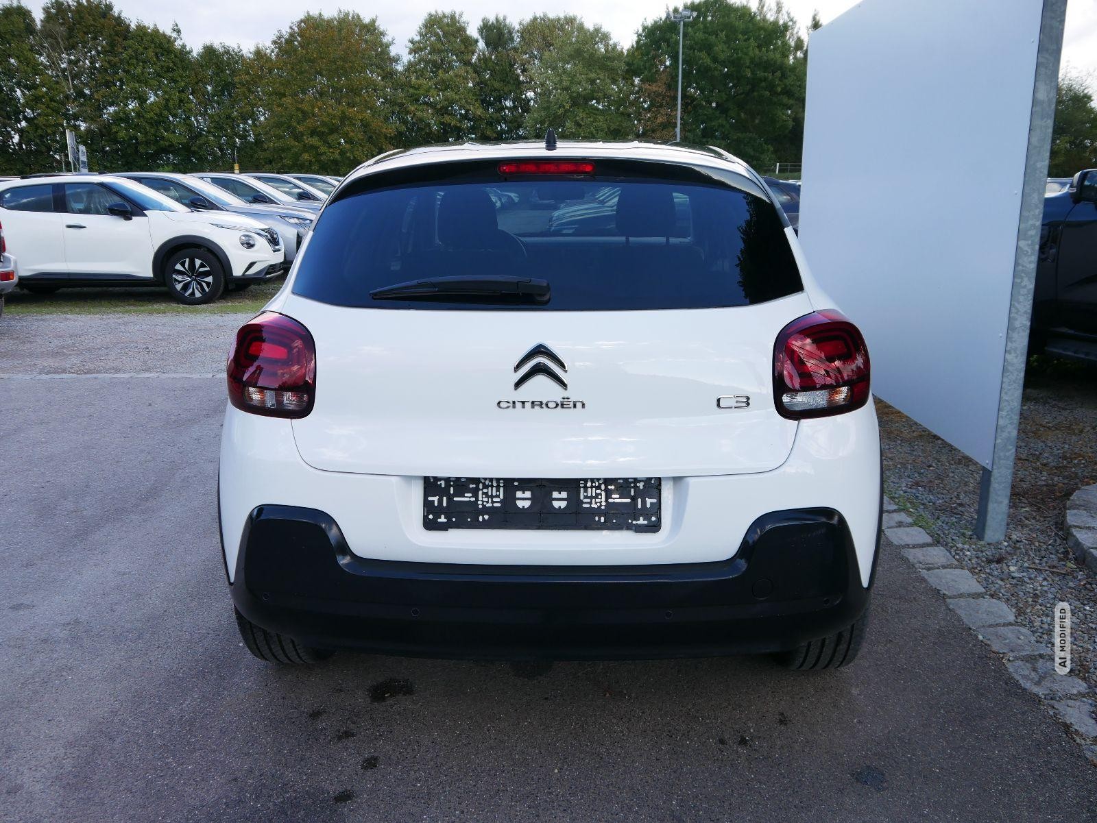 Citroën C3 PureTech Shine - S&S*NAVI-ÜBER-SMARTLINK*PDC-HI*LED*KLIMA*DAB*BLUETOOTH