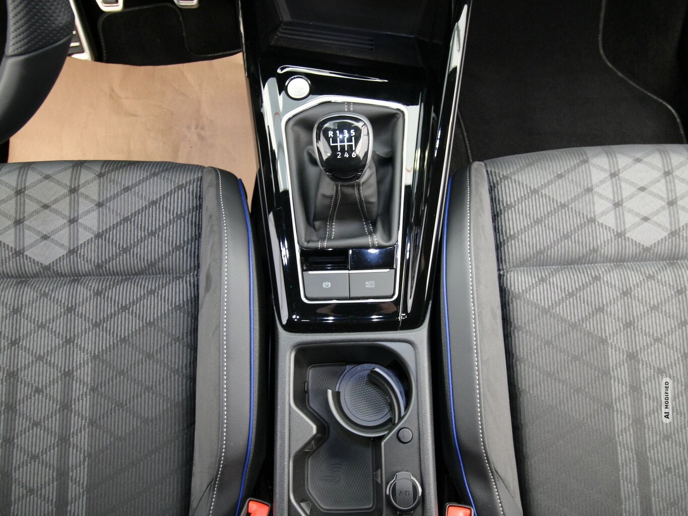 Volkswagen Golf VIII Variant 1.5 TSI R-Line LED+KAMERA+ACC...