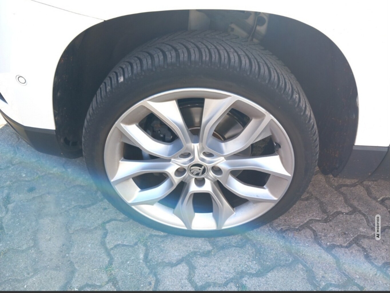 Skoda Karoq 1.5 TSI 150 DSG Style LED Nav LM19Z ACC