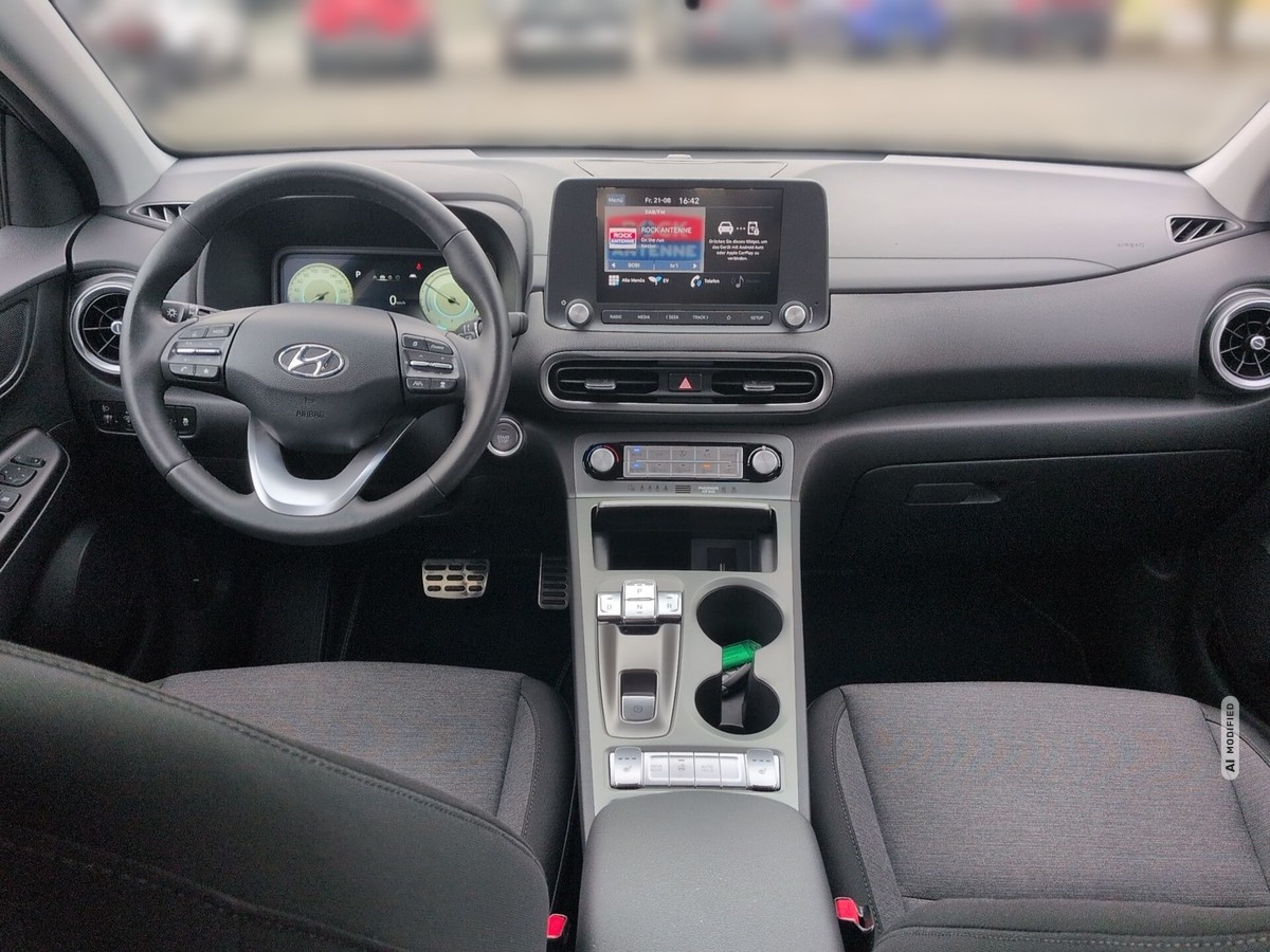 Hyundai KONA Elektro Select 11kw OBC Car Play