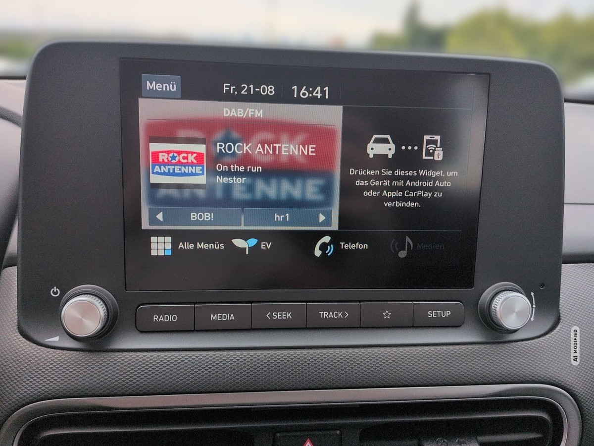Hyundai KONA Elektro Select 11kw OBC Car Play