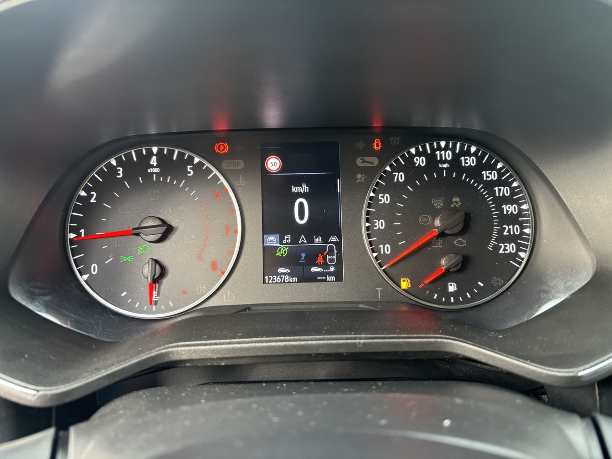 Renault Clio TCe 100  R.S.-Line *NAVI*CARPLAY*SITZHEIZUNG