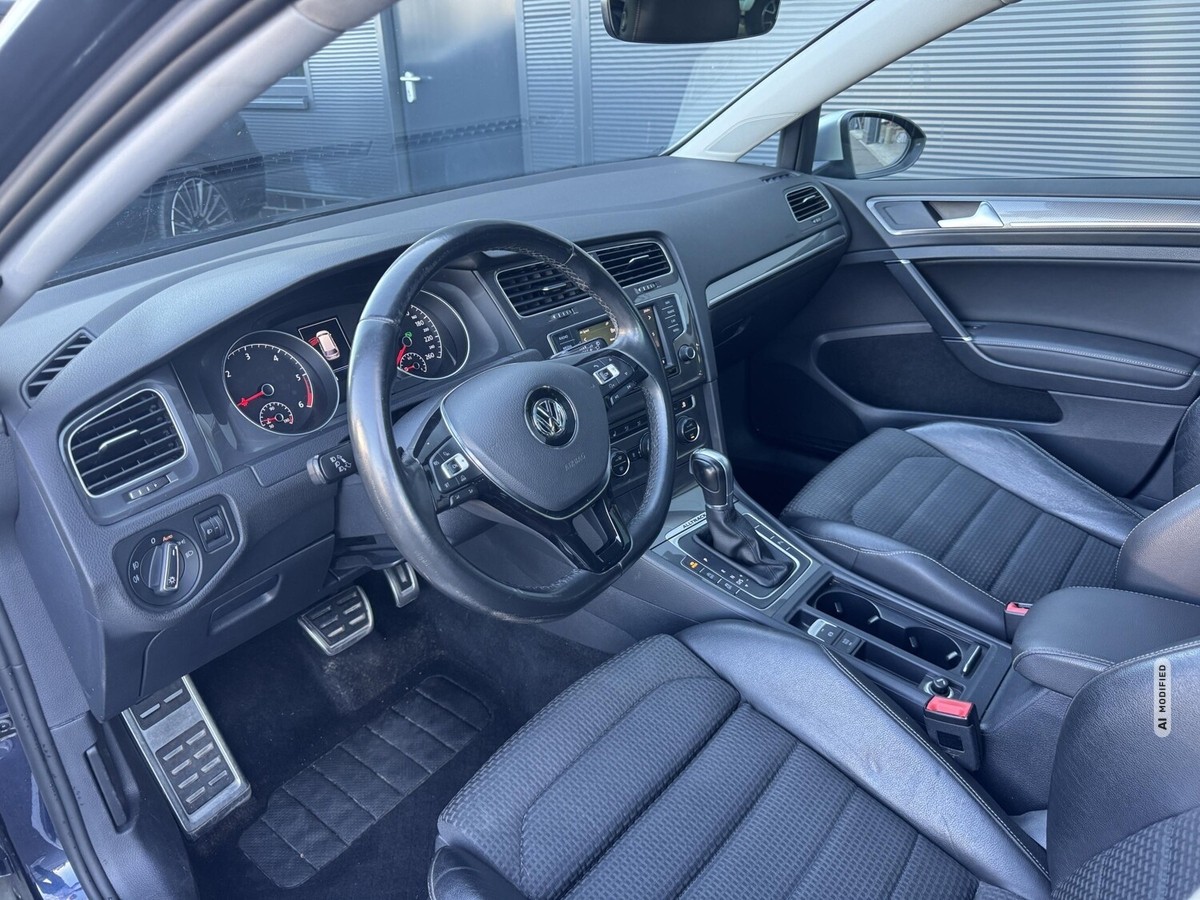 Volkswagen Golf Alltrack 4Motion+Massage+AHK+SHZ+Pano