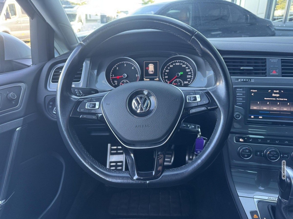 Volkswagen Golf Alltrack 4Motion+Massage+AHK+SHZ+Pano