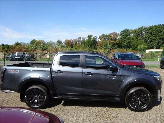 Isuzu D-Max 2,2l AT Double Cab 4WD V-CROSS 360°
