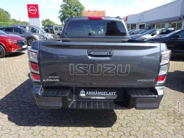 Isuzu D-Max 2,2l AT Double Cab 4WD V-CROSS 360°