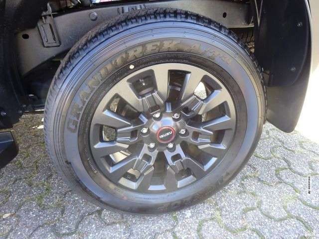 Isuzu D-Max 2,2l AT Double Cab 4WD V-CROSS 360°
