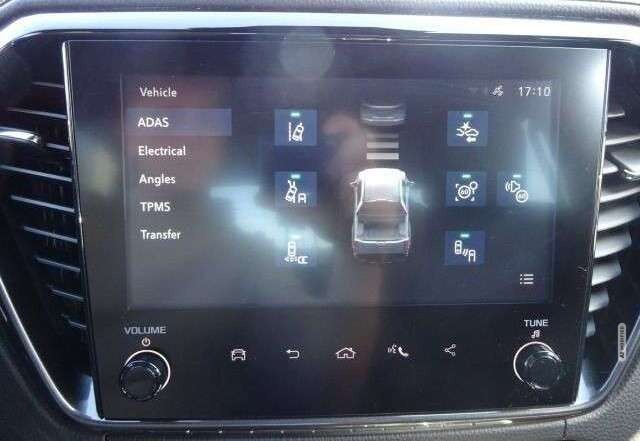 Isuzu D-Max 2,2l AT Double Cab 4WD V-CROSS 360°