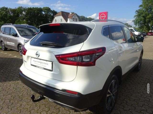 Nissan Qashqai 1.3 DCT N-Connecta PGD 360° Navi
