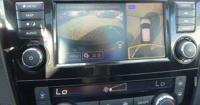 Nissan Qashqai 1.3 DCT N-Connecta PGD 360° Navi