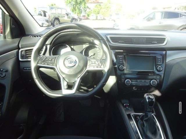 Nissan Qashqai 1.3 DCT N-Connecta PGD 360° Navi
