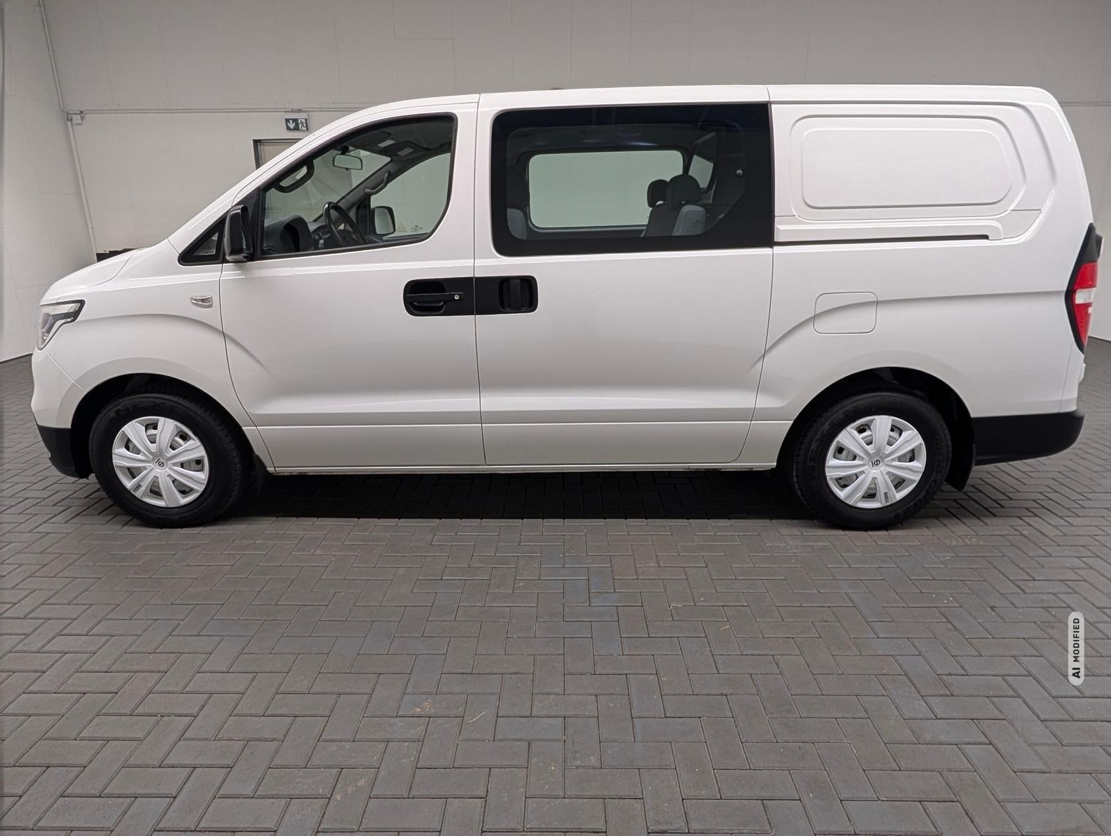 Hyundai H-1 Cargo 6-Sitzer/Klima/Radio-CD/BT/SHZ/LHZ