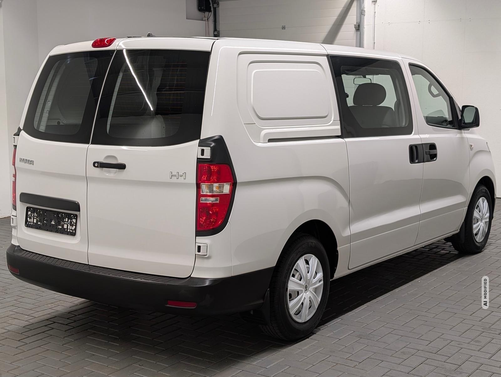 Hyundai H-1 Cargo 6-Sitzer/Klima/Radio-CD/BT/SHZ/LHZ