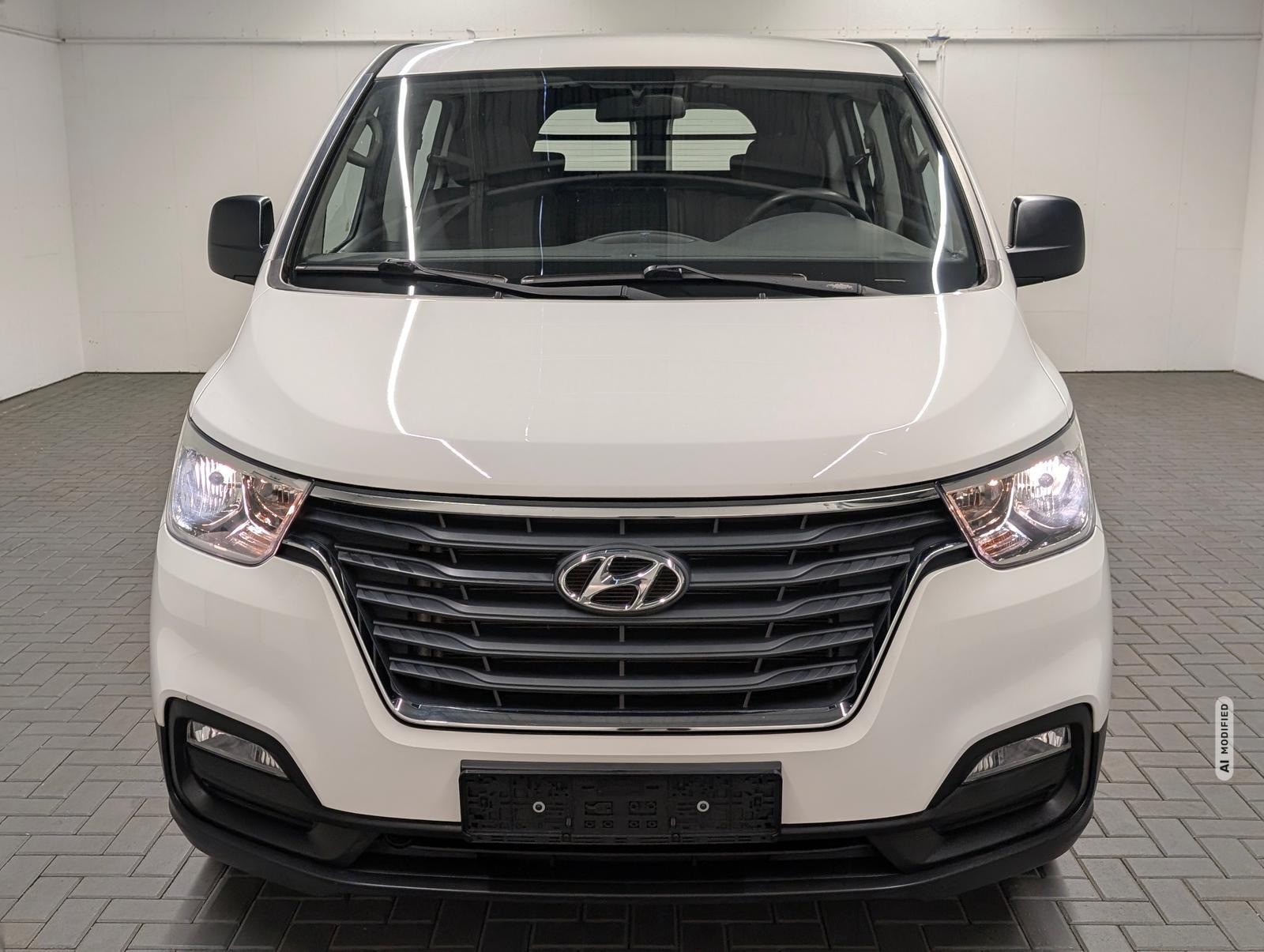 Hyundai H-1 Cargo 6-Sitzer/Klima/Radio-CD/BT/SHZ/LHZ