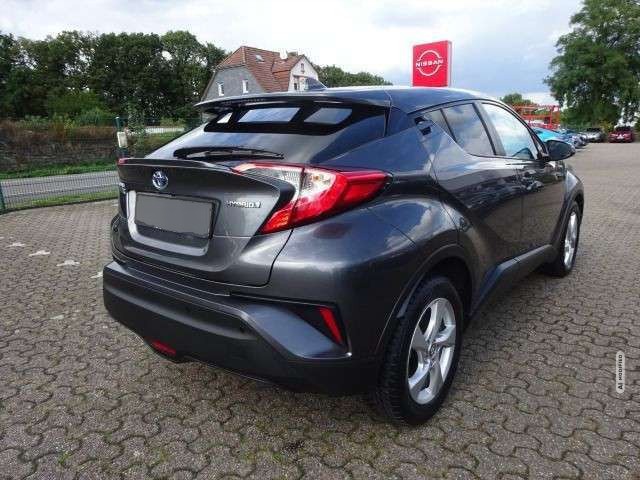 Toyota C-HR 1.8 Hybrid Flow Kamera Navi SHZ