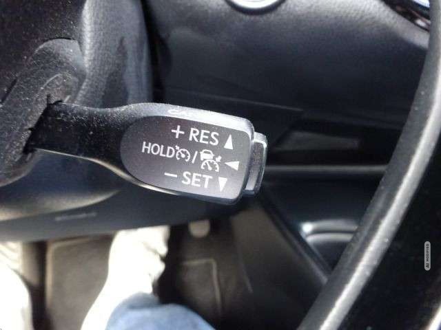 Toyota C-HR 1.8 Hybrid Flow Kamera Navi SHZ