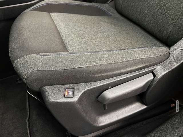 Peugeot Rifter Rifter 1.2 PureTech Allure Navi+Sitzhzg+Allwetter