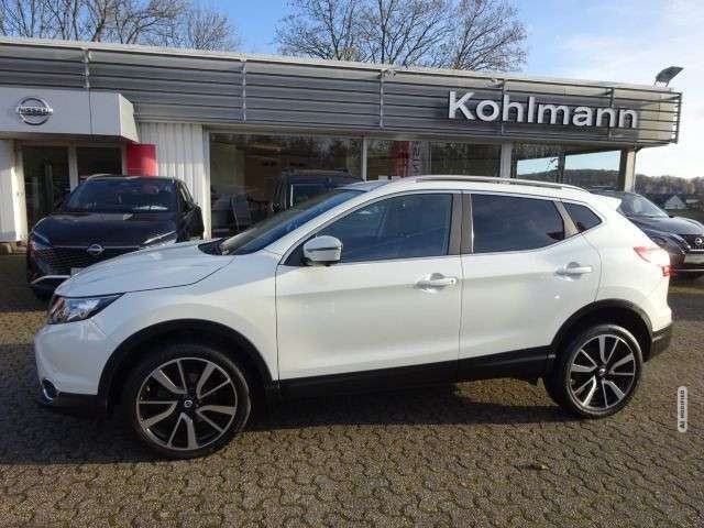 Nissan Qashqai Tekna 1.6 6MT 360° Navi Klima
