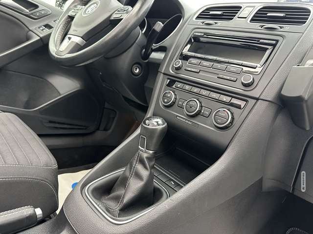 Volkswagen Golf Basis 