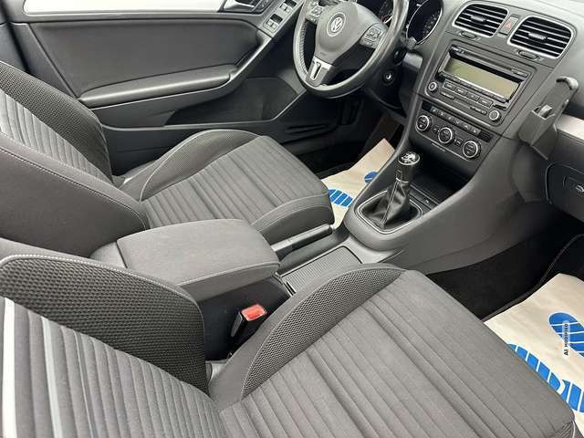 Volkswagen Golf Basis 