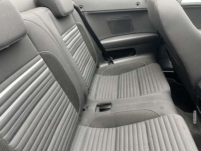 Volkswagen Golf Basis 