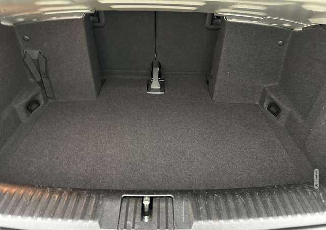 Volkswagen Golf Basis 