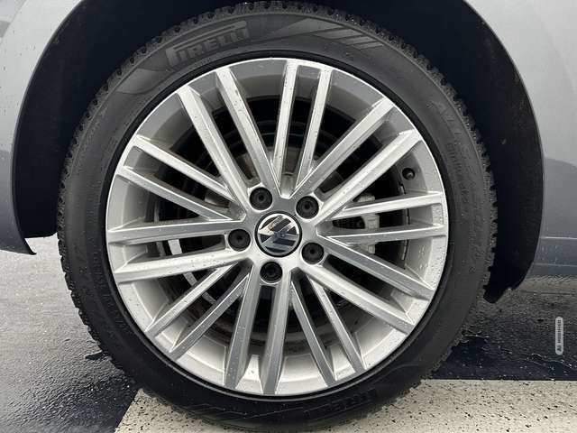 Volkswagen Golf Basis 