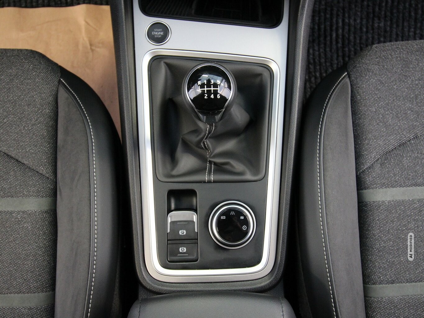 Seat Ateca 1.5 TSI Xperience NAVI+LED+KAMERA+WINTER...