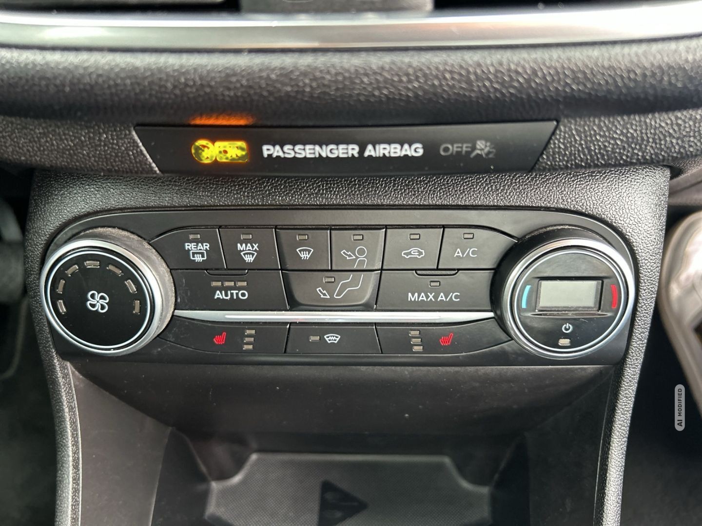 Ford Fiesta Titanium B&O Sound, RFK uvm. Zahnriemen n